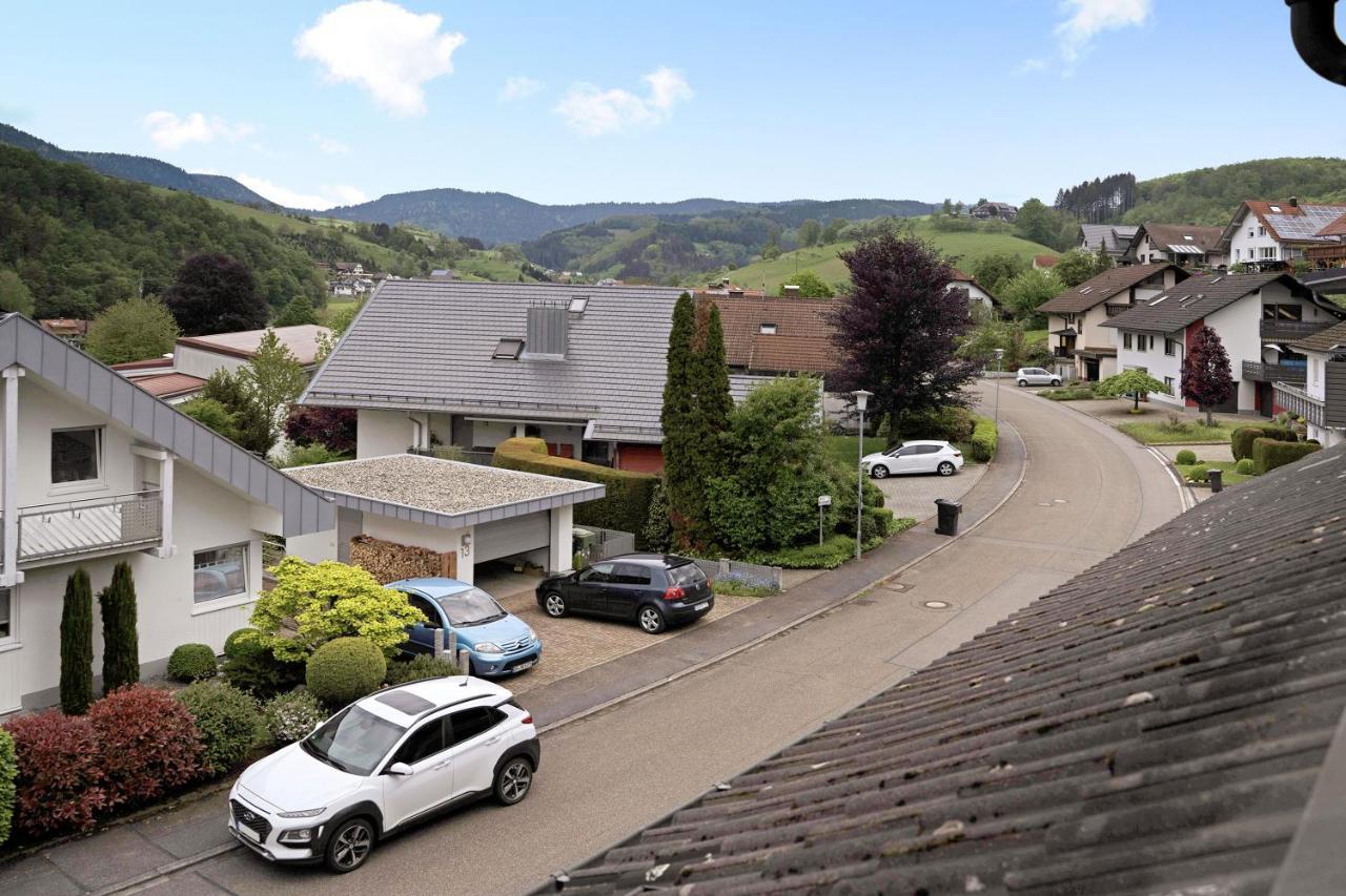 Gieringer Leilighet Oberharmersbach Eksteriør bilde
